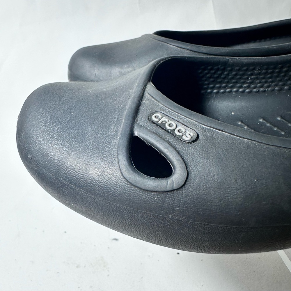 Shoes - Picture 8 of 10